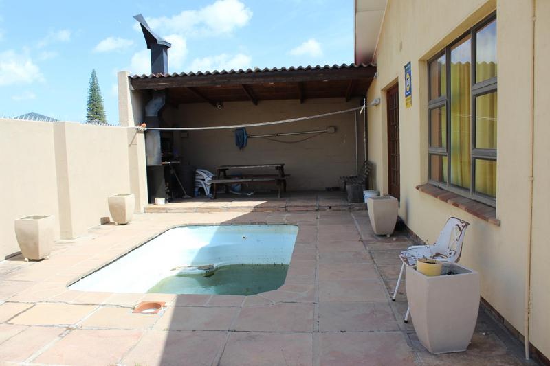 4 Bedroom Property for Sale in Glen Lilly Western Cape